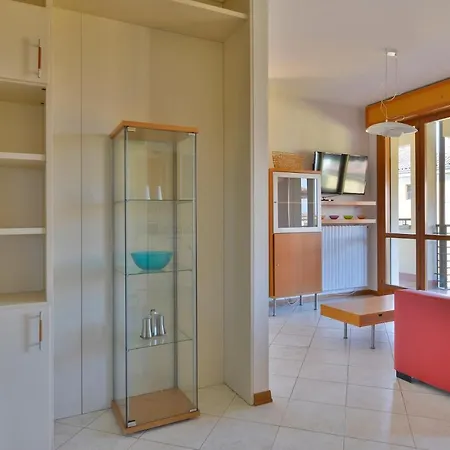 Ur-nest Emilia Levante B Апартаменты Болонья