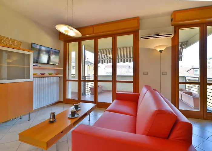 Ur-nest Emilia Levante B